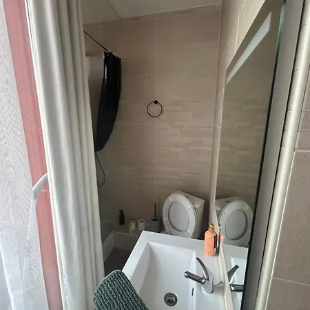 아파트 Magnifique Neuf Avec Balcon *
