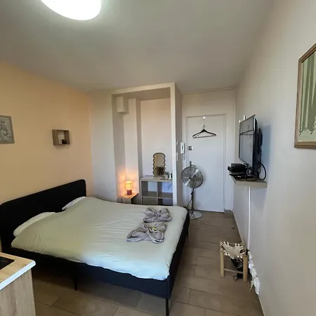 Magnifique Neuf Avec Balcon